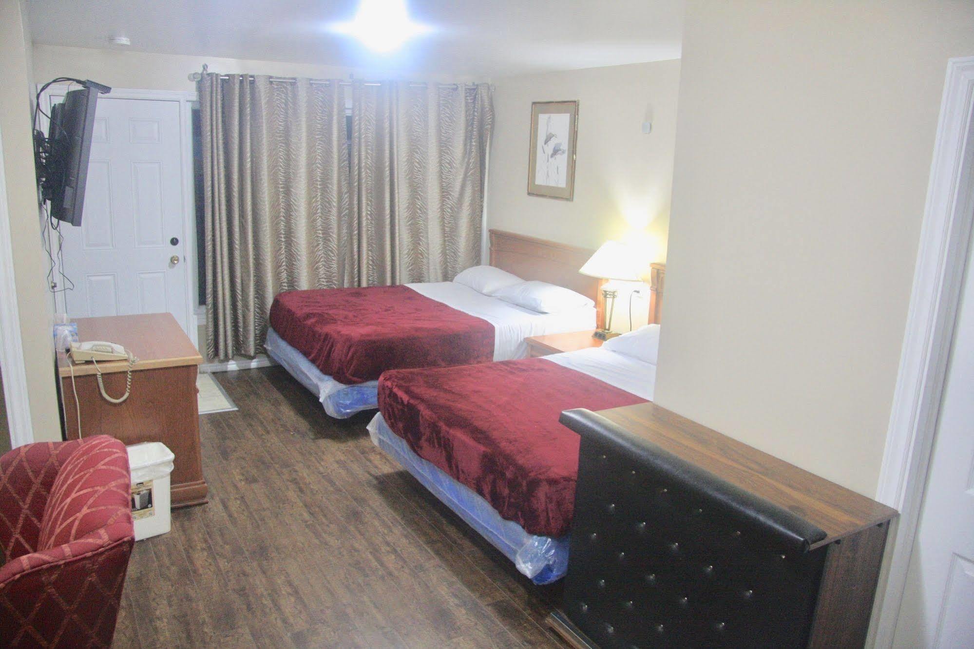 American Plaza Motel Лондон Екстериор снимка