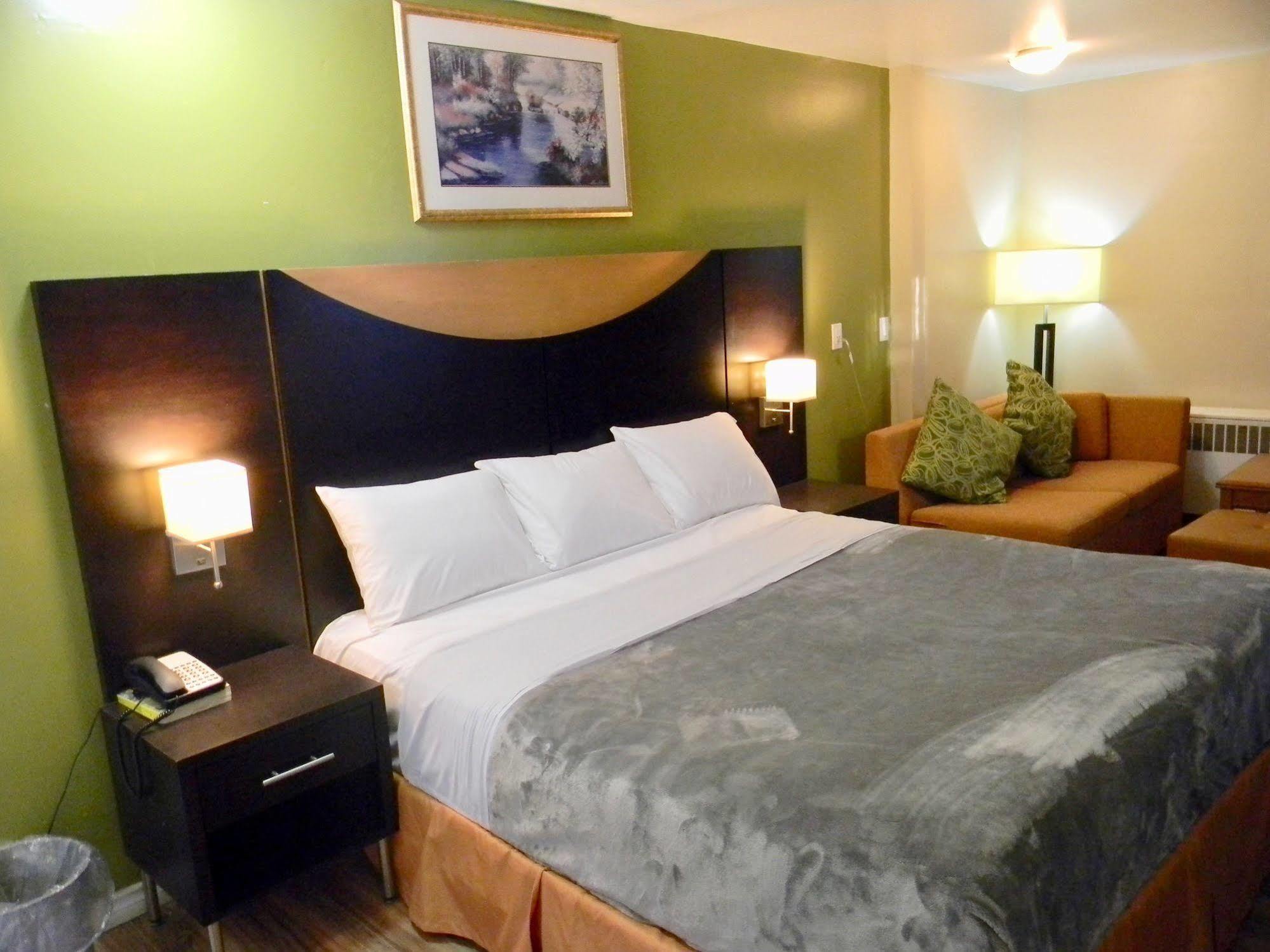 American Plaza Motel Лондон Екстериор снимка